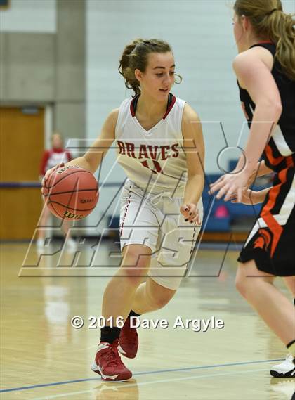 Thumbnail 1 in Bountiful vs. Murray (UHSAA 4A First Round) photogallery.