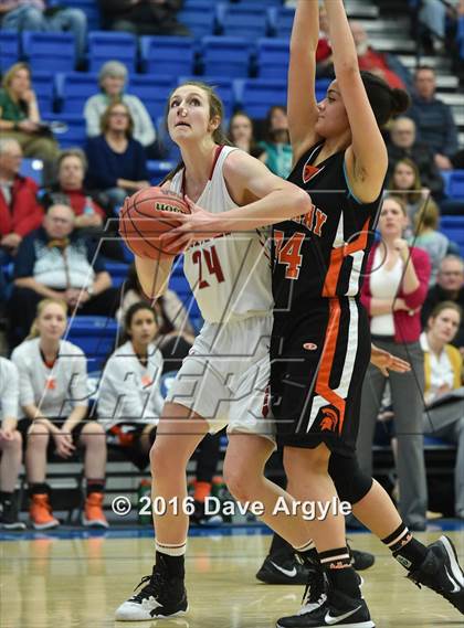 Thumbnail 1 in Bountiful vs. Murray (UHSAA 4A First Round) photogallery.