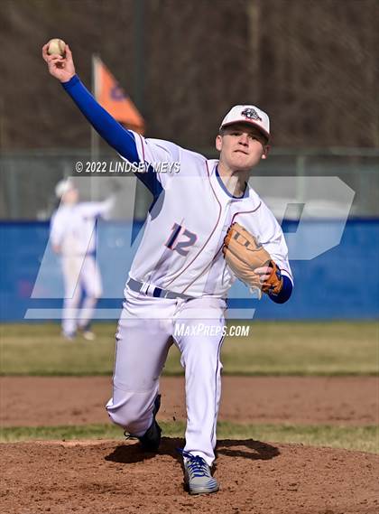 Thumbnail 1 in Avon @ Livonia photogallery.
