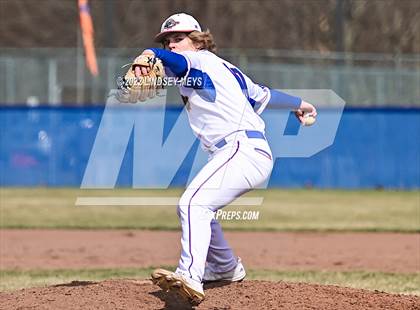 Thumbnail 1 in Avon @ Livonia photogallery.