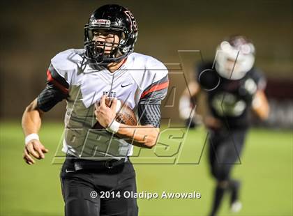 Thumbnail 2 in Wylie vs. Rockwall-Heath (UIL 5A Area Playoff) photogallery.