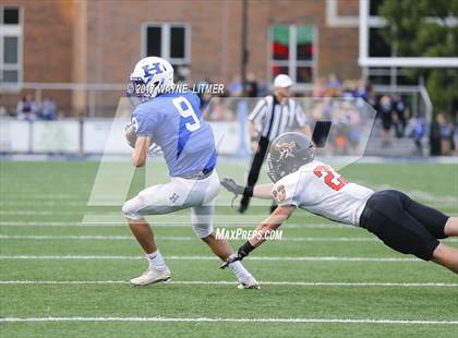 Thumbnail 2 in Ryle @ Highlands photogallery.