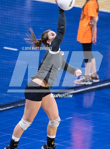 Thumbnail 2 in Valley vs. Platte Valley (CHSAA 3A Playoff) photogallery.