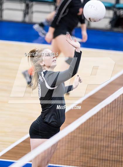 Thumbnail 3 in Valley vs. Platte Valley (CHSAA 3A Playoff) photogallery.