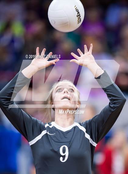 Thumbnail 2 in Valley vs. Platte Valley (CHSAA 3A Playoff) photogallery.