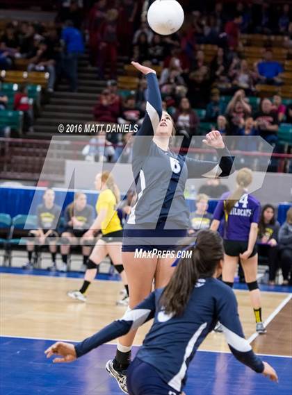 Thumbnail 1 in Valley vs. Platte Valley (CHSAA 3A Playoff) photogallery.