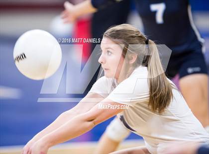 Thumbnail 3 in Valley vs. Platte Valley (CHSAA 3A Playoff) photogallery.