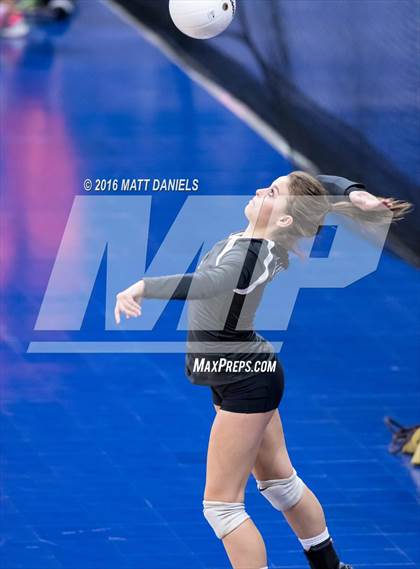 Thumbnail 3 in Valley vs. Platte Valley (CHSAA 3A Playoff) photogallery.