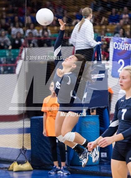 Thumbnail 3 in Valley vs. Platte Valley (CHSAA 3A Playoff) photogallery.