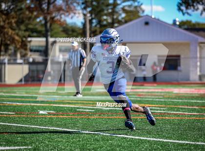 Thumbnail 3 in Copiague @ Smithtown East photogallery.