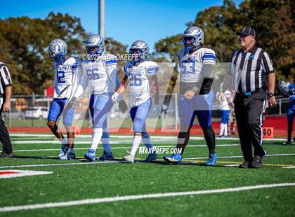 Thumbnail 2 in Copiague @ Smithtown East photogallery.