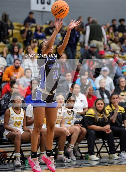 Thumbnail 1 in Fairmont vs. St. Pauls  (2023 Robeson County Shootout) Championship photogallery.