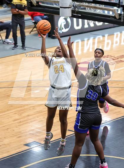 Thumbnail 3 in Fairmont vs. St. Pauls  (2023 Robeson County Shootout) Championship photogallery.