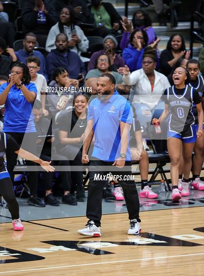 Thumbnail 3 in Fairmont vs. St. Pauls  (2023 Robeson County Shootout) Championship photogallery.