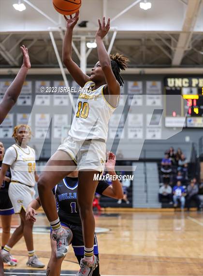 Thumbnail 3 in Fairmont vs. St. Pauls  (2023 Robeson County Shootout) Championship photogallery.