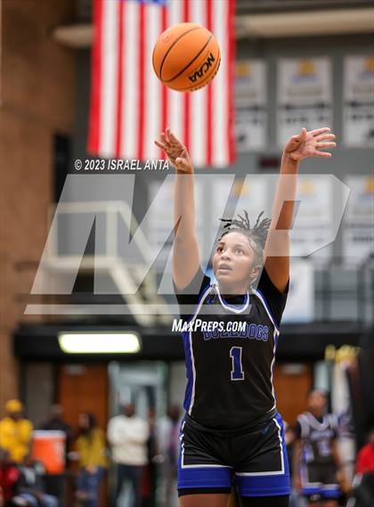 Thumbnail 3 in Fairmont vs. St. Pauls  (2023 Robeson County Shootout) Championship photogallery.