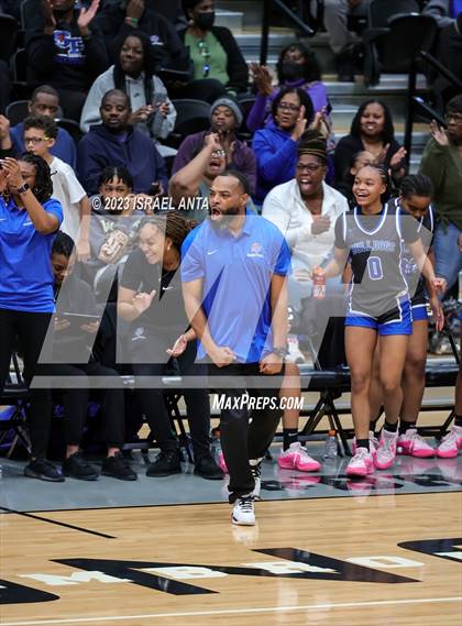 Thumbnail 2 in Fairmont vs. St. Pauls  (2023 Robeson County Shootout) Championship photogallery.