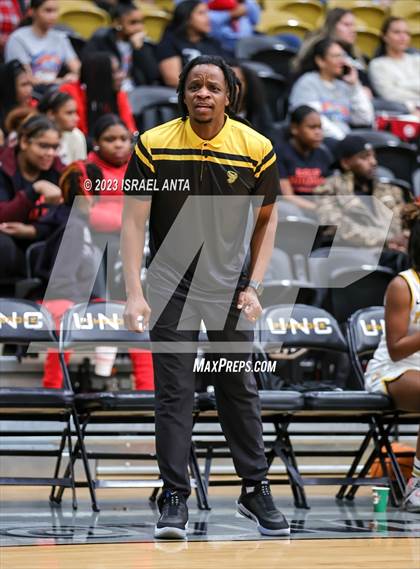 Thumbnail 3 in Fairmont vs. St. Pauls  (2023 Robeson County Shootout) Championship photogallery.
