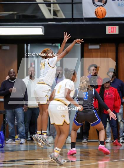 Thumbnail 3 in Fairmont vs. St. Pauls  (2023 Robeson County Shootout) Championship photogallery.