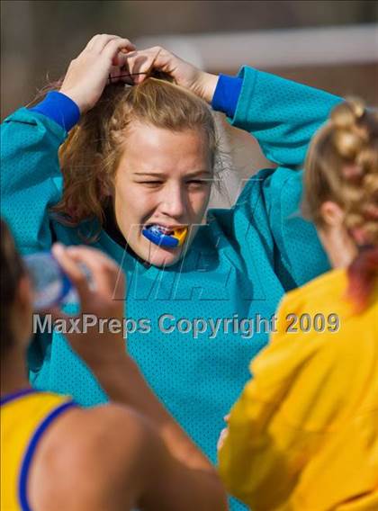 Thumbnail 1 in Longmeadow vs Acton-Boxborough (MIAA D1 Final) photogallery.