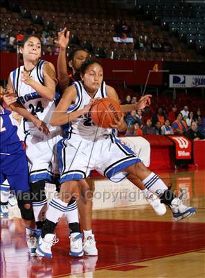 Thumbnail 1 in University vs. El Camino Real (CIF LA City Final) photogallery.