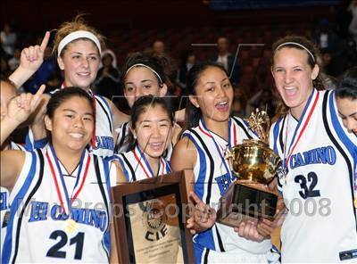 Thumbnail 2 in University vs. El Camino Real (CIF LA City Final) photogallery.