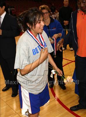 Thumbnail 1 in University vs. El Camino Real (CIF LA City Final) photogallery.
