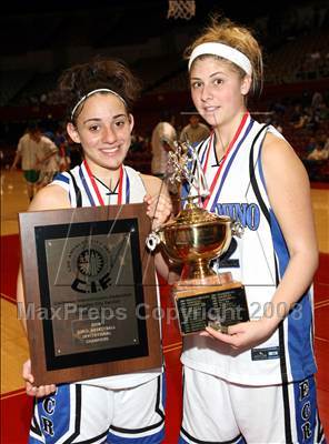Thumbnail 2 in University vs. El Camino Real (CIF LA City Final) photogallery.