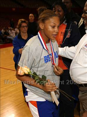 Thumbnail 2 in University vs. El Camino Real (CIF LA City Final) photogallery.