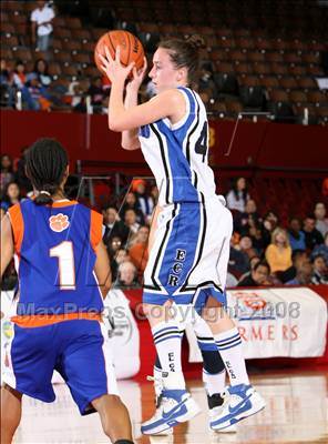 Thumbnail 2 in University vs. El Camino Real (CIF LA City Final) photogallery.