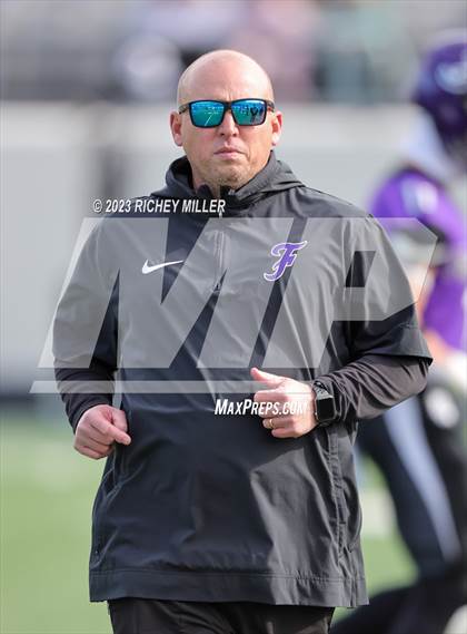 Thumbnail 1 in Bentonville vs. Fayetteville (AAA 7A Final) photogallery.