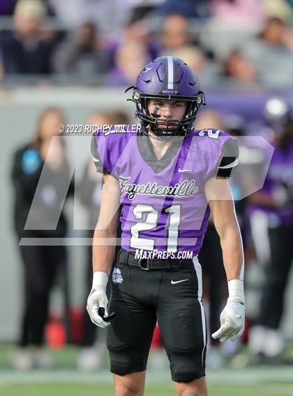 Thumbnail 2 in Bentonville vs. Fayetteville (AAA 7A Final) photogallery.