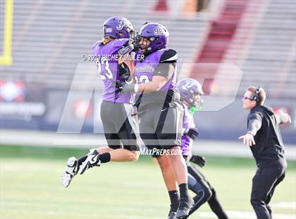Thumbnail 1 in Bentonville vs. Fayetteville (AAA 7A Final) photogallery.