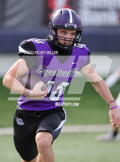 Thumbnail 2 in Bentonville vs. Fayetteville (AAA 7A Final) photogallery.
