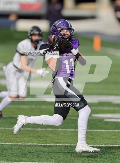 Thumbnail 3 in Bentonville vs. Fayetteville (AAA 7A Final) photogallery.