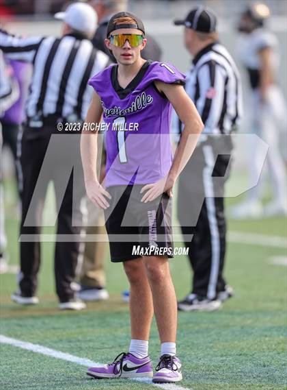 Thumbnail 3 in Bentonville vs. Fayetteville (AAA 7A Final) photogallery.