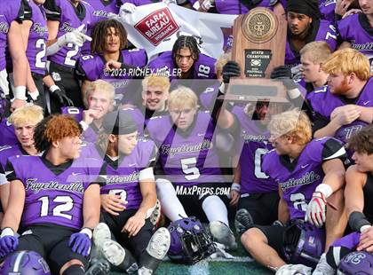 Thumbnail 1 in Bentonville vs. Fayetteville (AAA 7A Final) photogallery.
