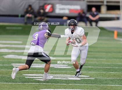 Thumbnail 2 in Bentonville vs. Fayetteville (AAA 7A Final) photogallery.
