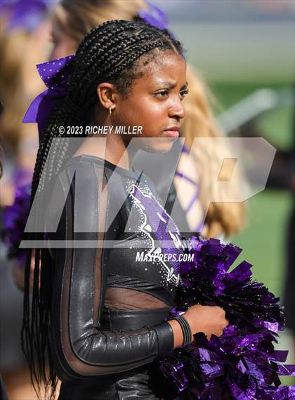Thumbnail 1 in Bentonville vs. Fayetteville (AAA 7A Final) photogallery.