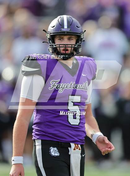 Thumbnail 1 in Bentonville vs. Fayetteville (AAA 7A Final) photogallery.