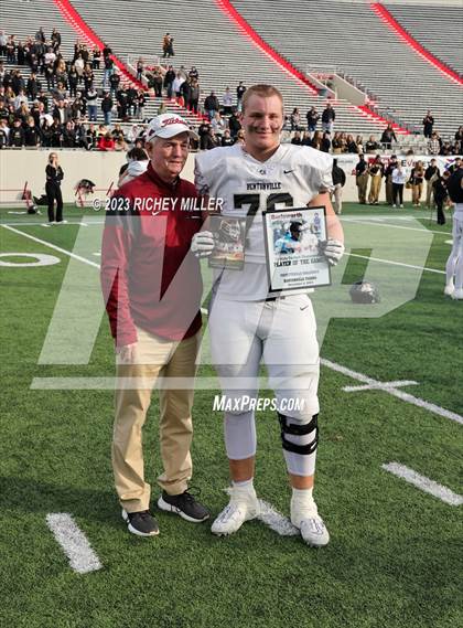 Thumbnail 3 in Bentonville vs. Fayetteville (AAA 7A Final) photogallery.