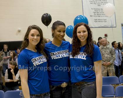 Thumbnail 2 in Grandview TOC Ceremony photogallery.