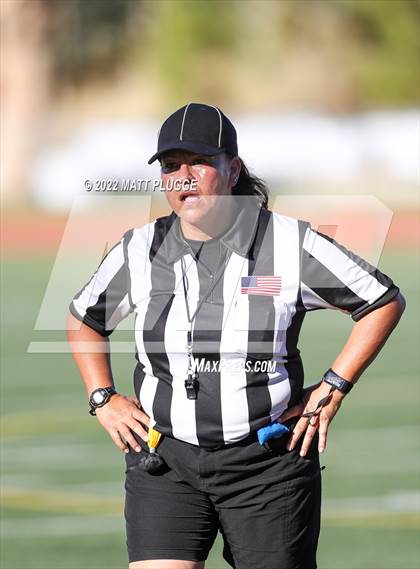 Thumbnail 3 in West Ranch vs. Saugus photogallery.
