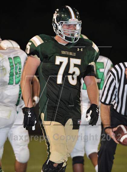 Thumbnail 1 in South Hills vs. Monrovia photogallery.