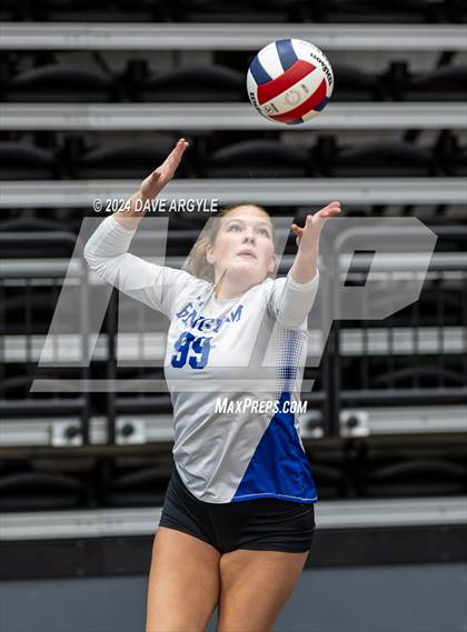 Thumbnail 3 in Bingham vs. Farmington  (UHSAA 6A Second Round) photogallery.