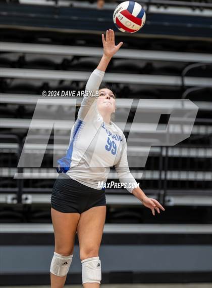 Thumbnail 1 in Bingham vs. Farmington  (UHSAA 6A Second Round) photogallery.
