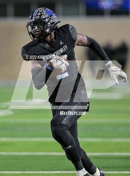 Thumbnail 3 in North Crowley vs. Timber Creek (UIL 6A D1 Bi-District) photogallery.