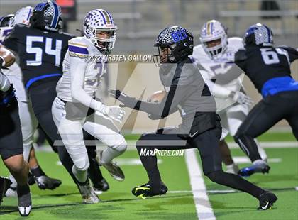 Thumbnail 3 in North Crowley vs. Timber Creek (UIL 6A D1 Bi-District) photogallery.