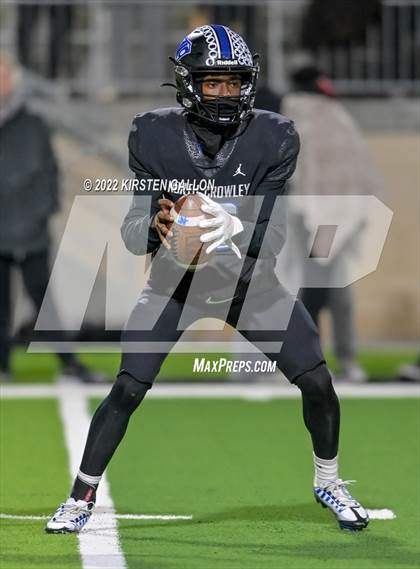 Thumbnail 3 in North Crowley vs. Timber Creek (UIL 6A D1 Bi-District) photogallery.