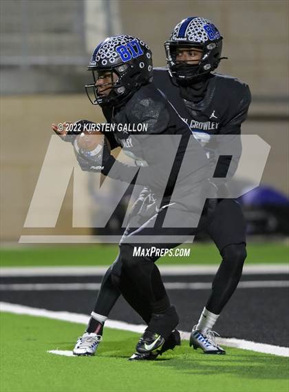 Thumbnail 3 in North Crowley vs. Timber Creek (UIL 6A D1 Bi-District) photogallery.